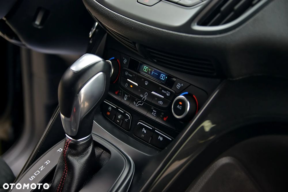 Ford Kuga 2.0 TDCi 4x4 ST-Line - 30