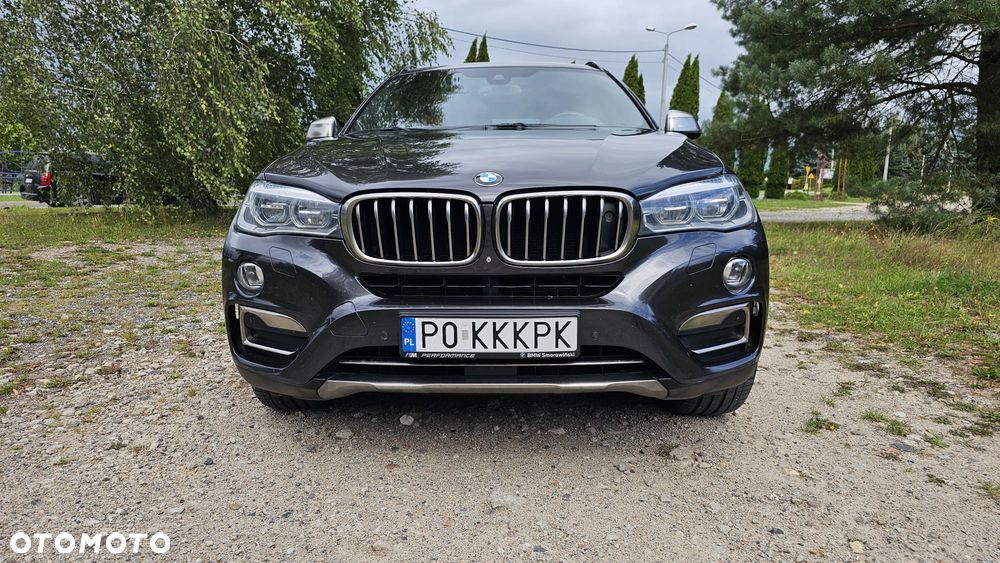 BMW X6 xDrive40d - 14