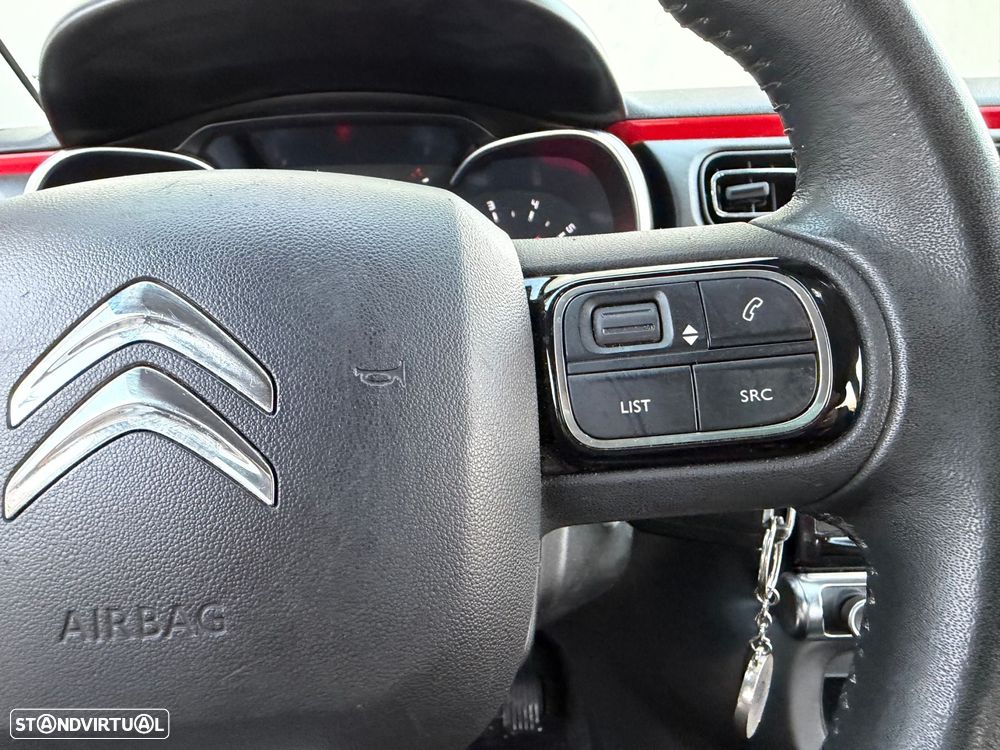 Citroën C3 1.2 PureTech Shine - 33