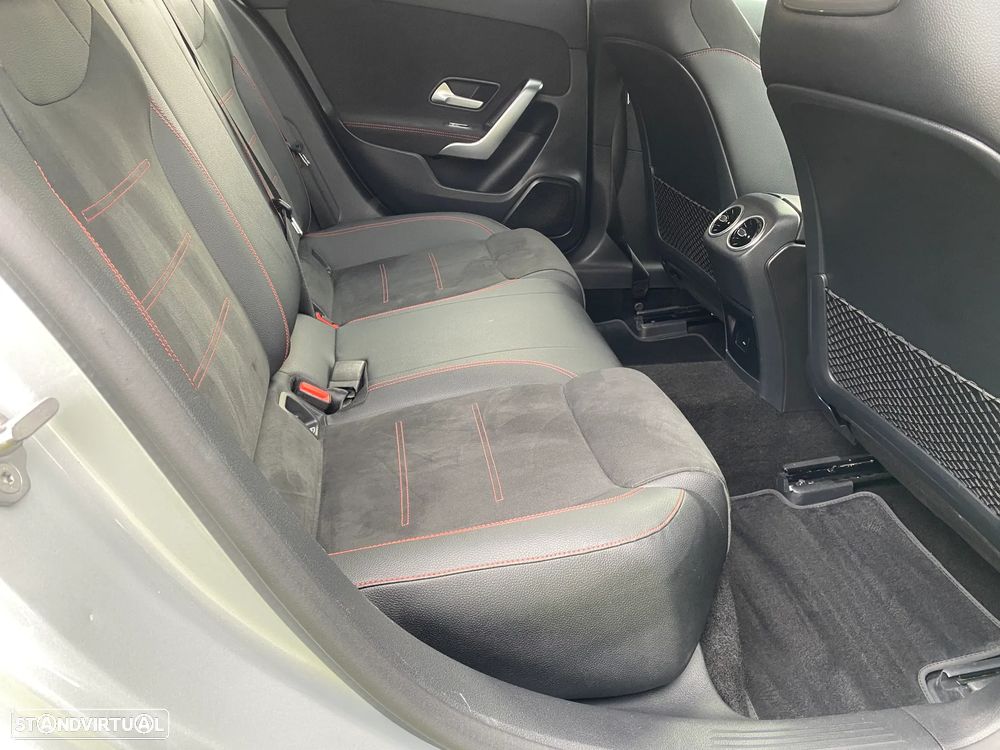 Mercedes-Benz A 250 e AMG Line - 15