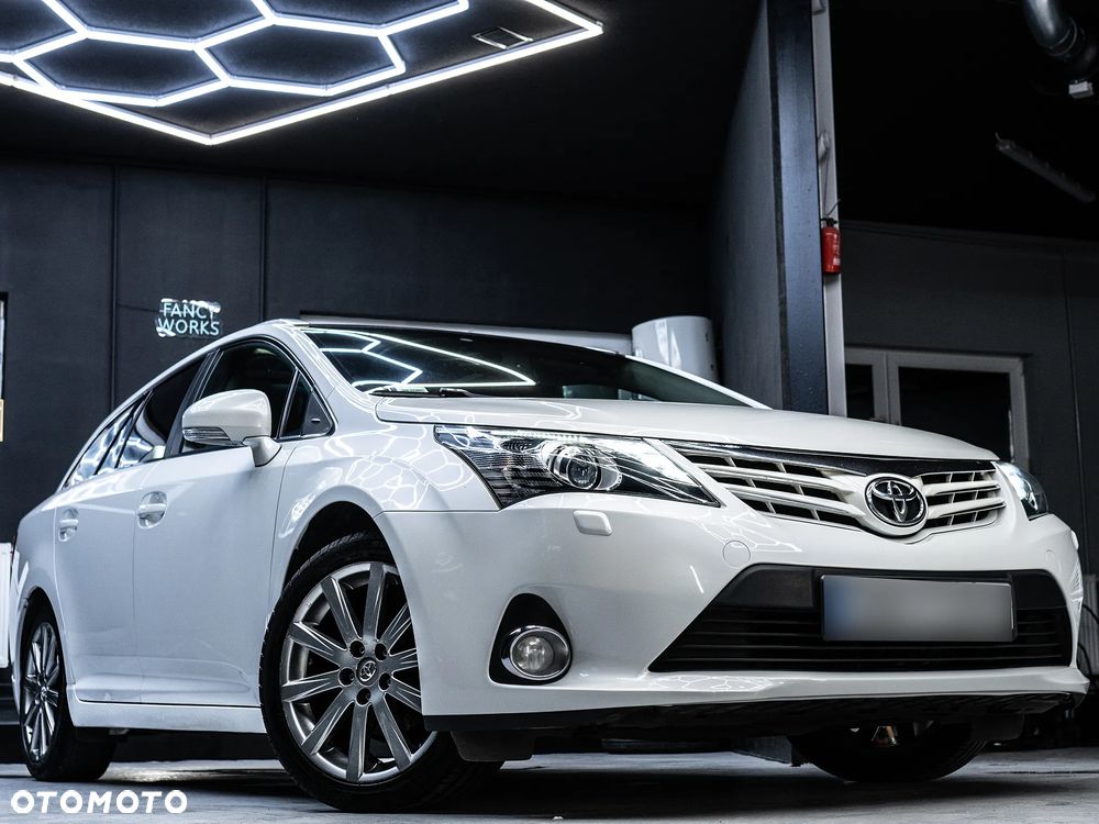 Toyota Avensis 2.0 Business Edition - 4