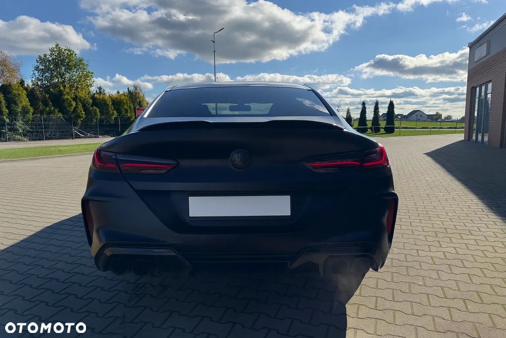BMW M8 Competition - 13