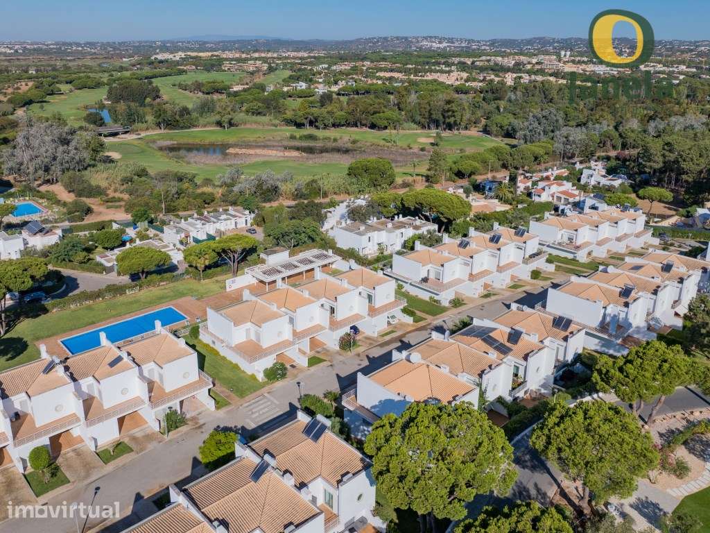 Moradia em Condomínio Fechado com Piscina, em Vilamoura - Grande imagem: 5/59