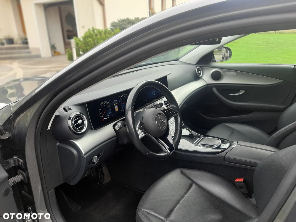 Mercedes-Benz Klasa E 200 d Avantgarde - 9