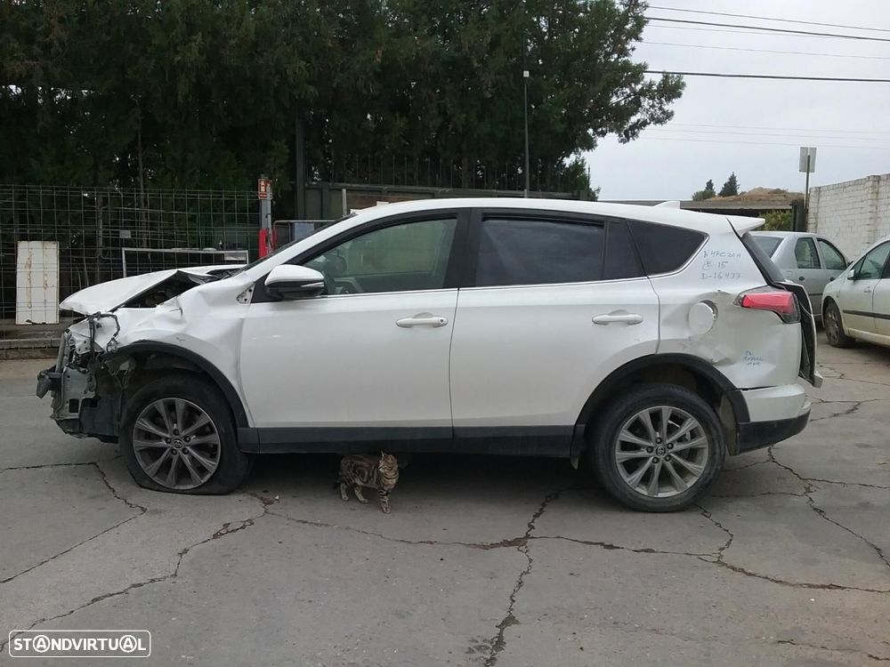 CAIXA DE PRÉ AQUECIMENTO TOYOTA RAV4 A4 - 1