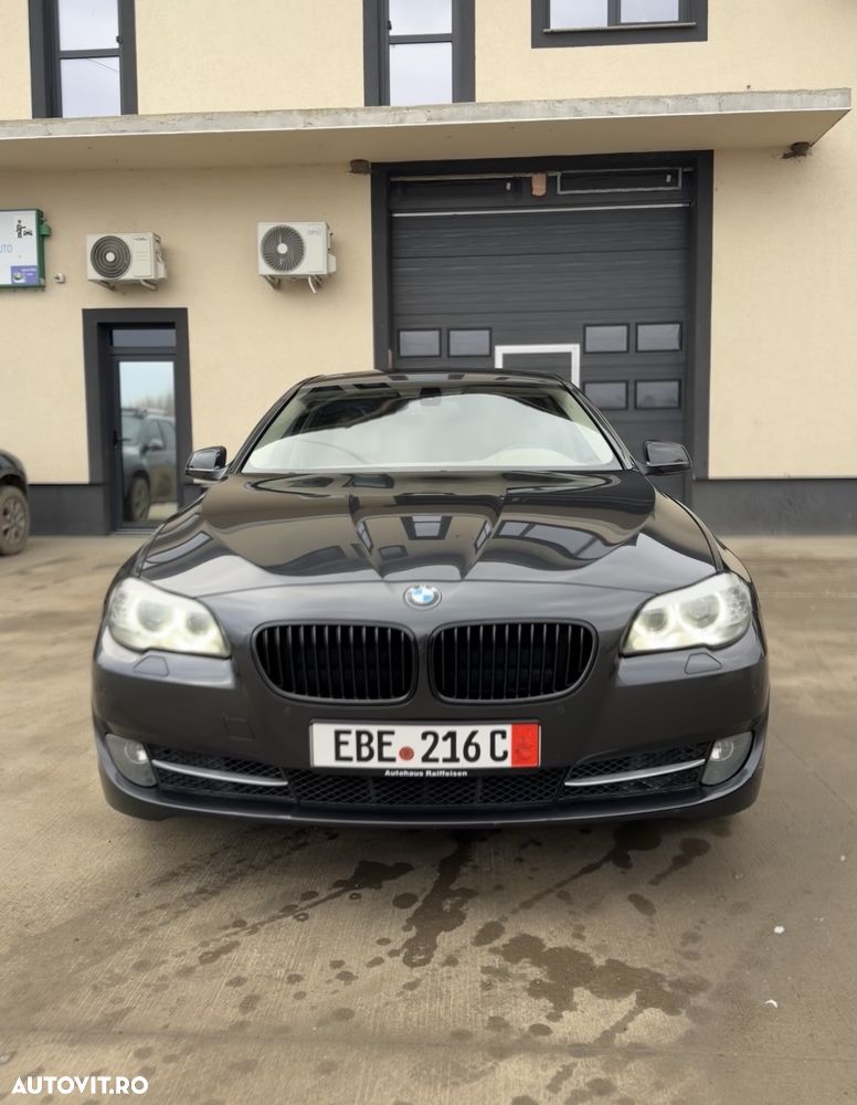 BMW Seria 5 520d Sport-Aut. - 10