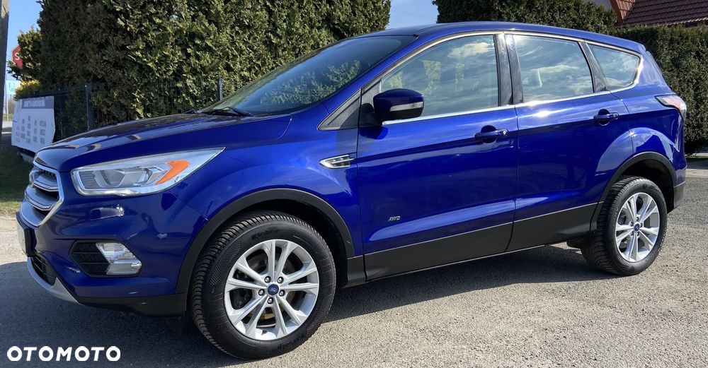 Ford Kuga 2.0 TDCi 4x4 Titanium - 2