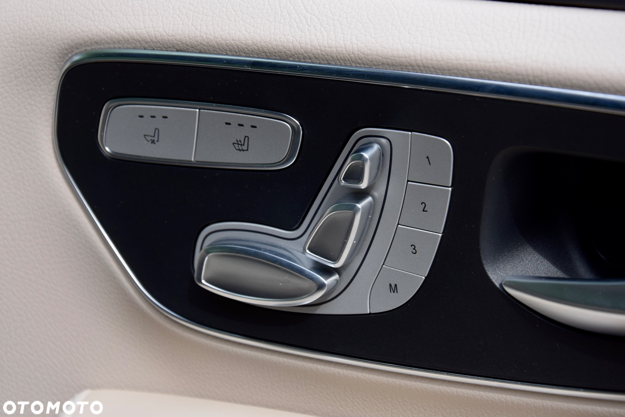 Mercedes-Benz Klasa V 300 d 4-Matic 9G-Tronic Avantgarde (ekstra d³) - 15