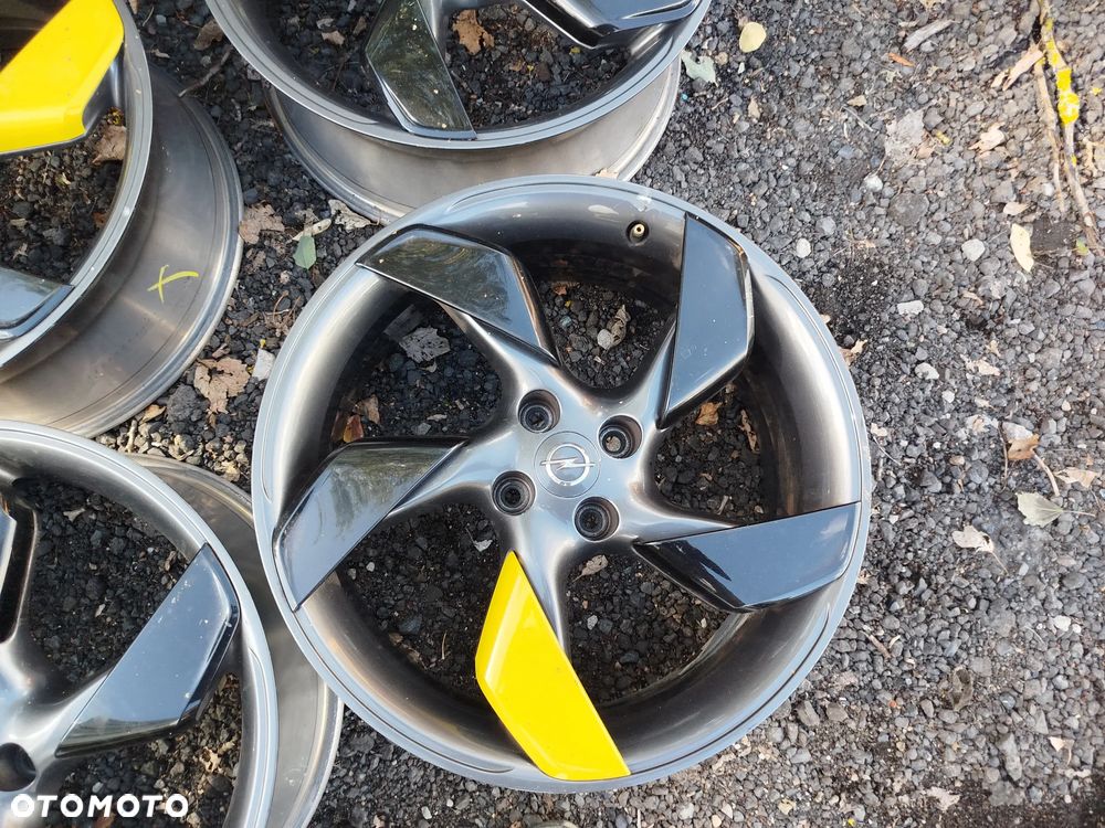 Felgi Opel Adam Corsa 18x7,5 ET47 4x100 Super stan proste - 3