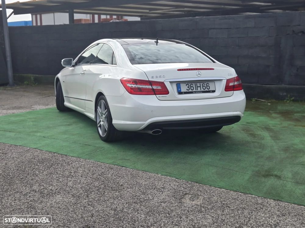Mercedes-Benz E 250 CDi Avantgarde BlueEfficiency - 2