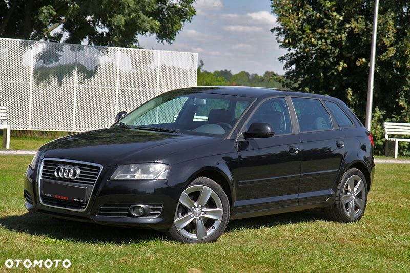 Audi A3 Sportback - 1