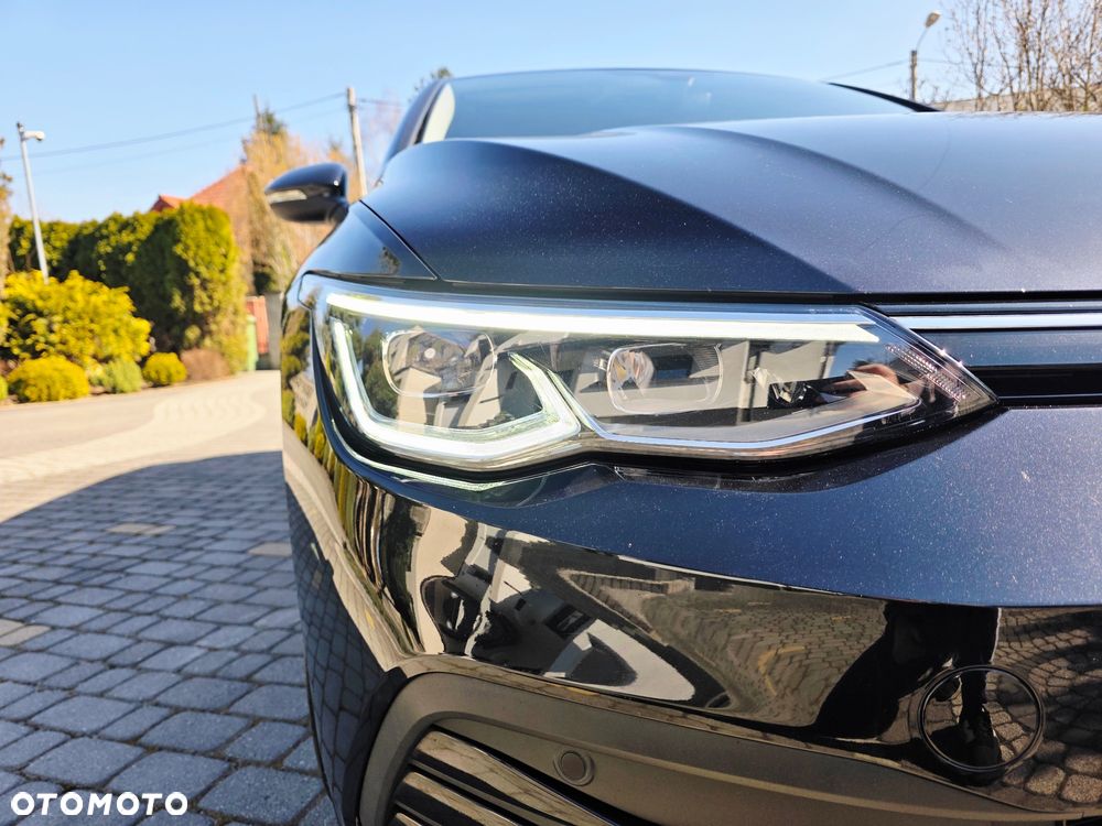 Volkswagen Golf 1.5 eTSI OPF DSG Life - 24