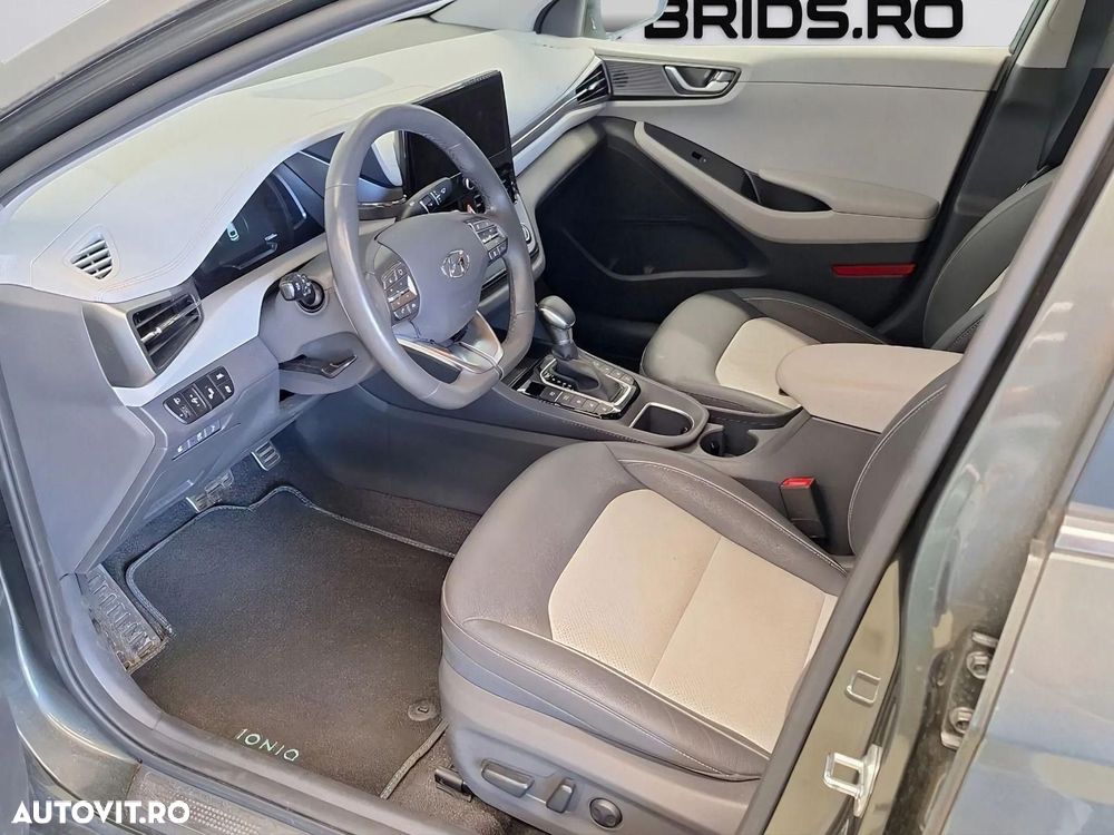 Hyundai IONIQ - 6