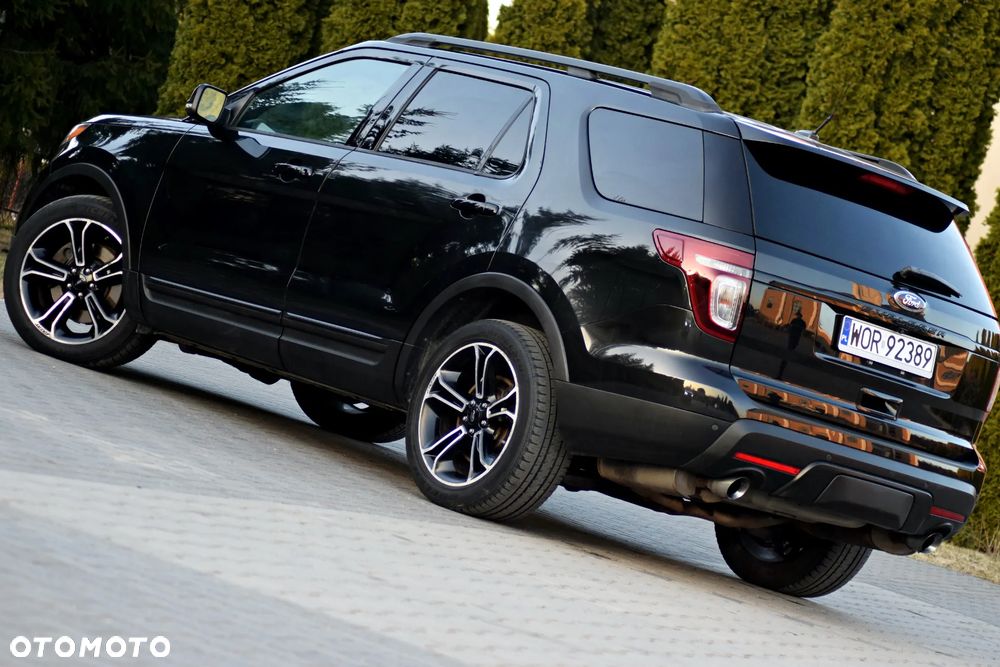 Ford Explorer - 23