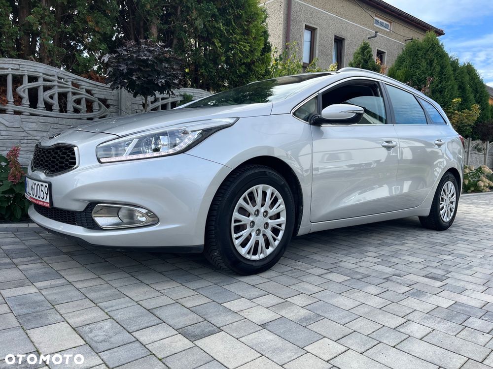 Kia Ceed 1.6 GDI Business Line - 26