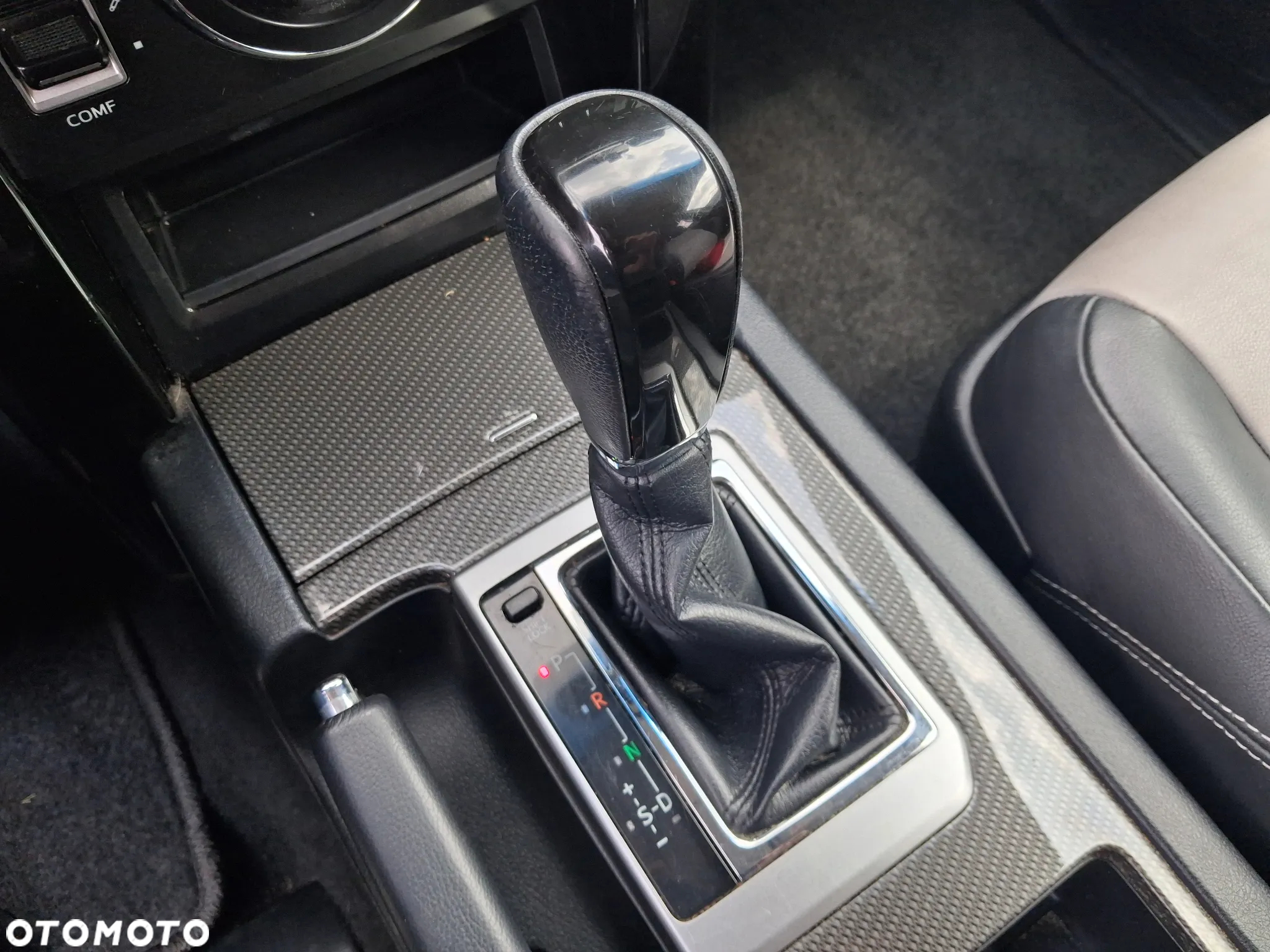Toyota Land Cruiser LC 3.0 D-4D Invincible - 22