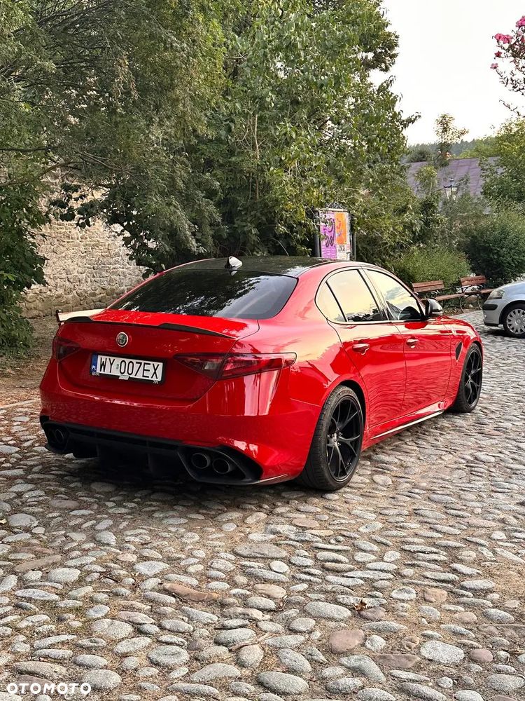 Alfa Romeo Giulia 2.9 Bi Turbo V6 Quadrifoglio - 2