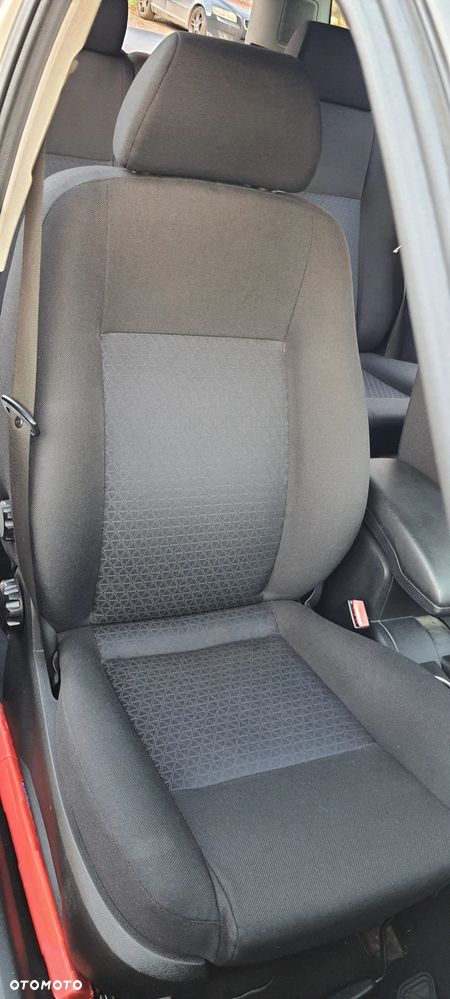 Ford Mondeo 2.0 Trend - 27