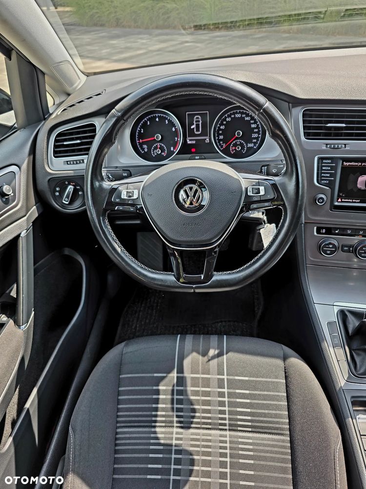 Volkswagen Golf 1.2 TSI BlueMotion Technology Lounge - 28