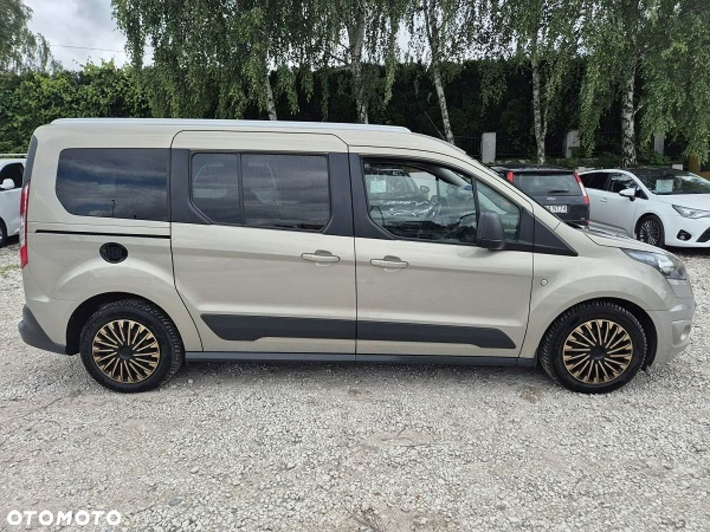Ford Tourneo Connect Grand - 14
