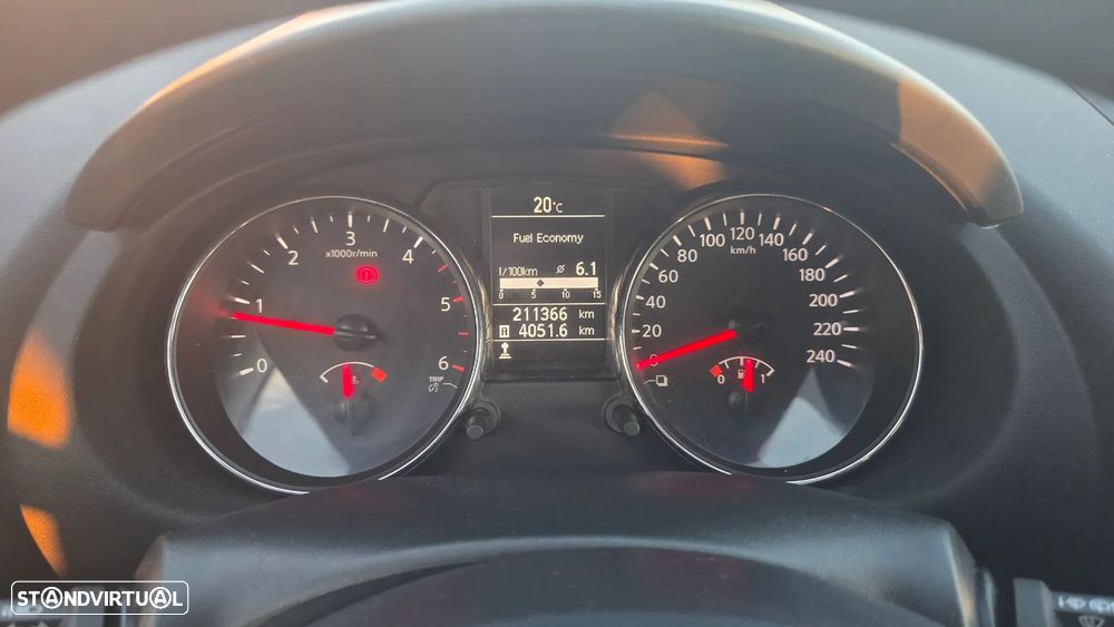 Nissan Qashqai 1.6 dCi Tekna Premium 18 360 S&S - 10