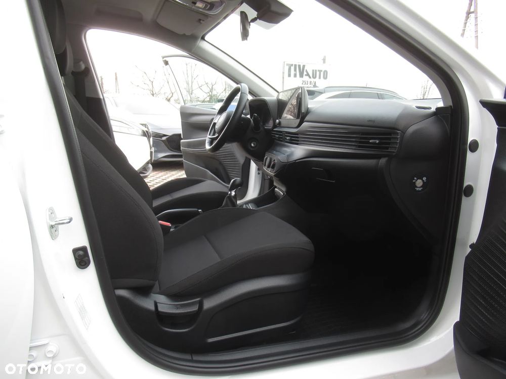 Hyundai i20 1.2 Modern - 9