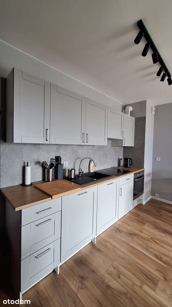 Komfortowe 3 pokoje 55m², balkon, garaż podziemny – Gdańsk, Ptasia