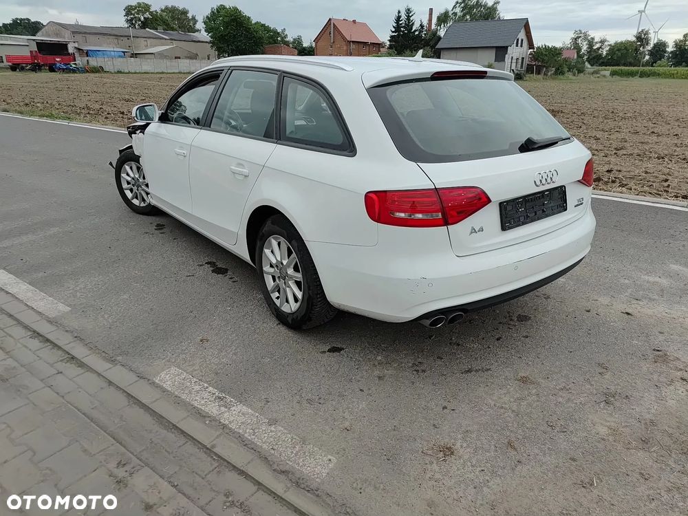 Audi A4 Avant 2.0 TDI - 4