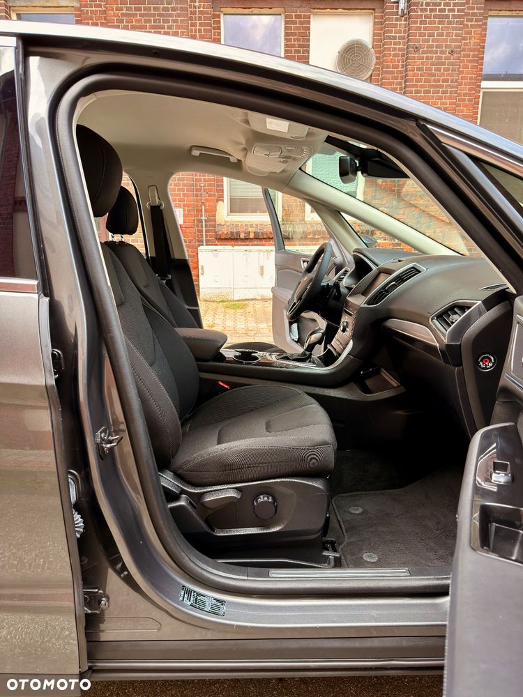 Ford S-Max 2.0 TDCi 4WD Titanium PowerShift - 21