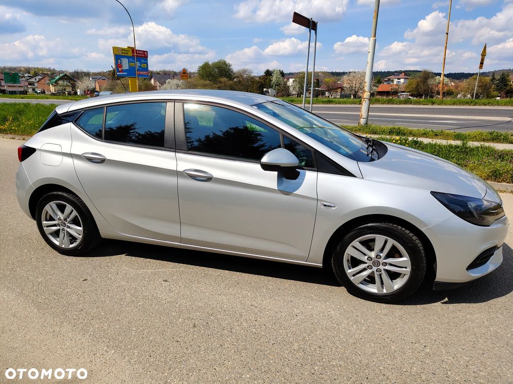 Opel Astra 1.2 T Edition S&S - 9