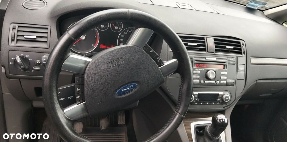 Ford Focus 1.6 TDCi DPF Ghia - 9
