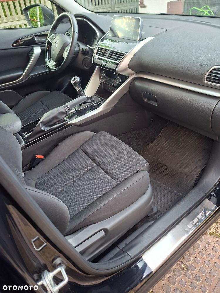 Mitsubishi Eclipse Cross 1.5 T Invite Plus - 8