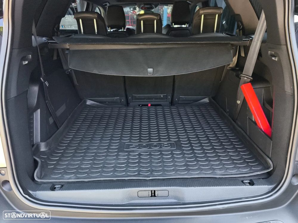 Peugeot 5008 1.5 BlueHDi GT Line EAT8 - 24