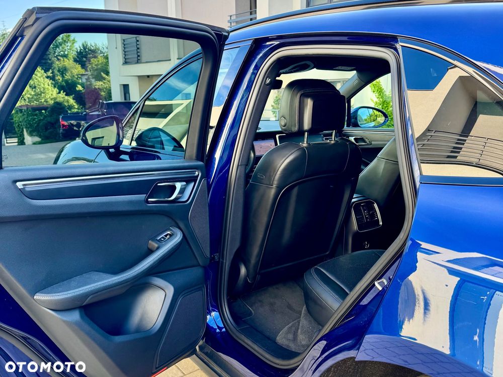 Porsche Macan Standard - 18