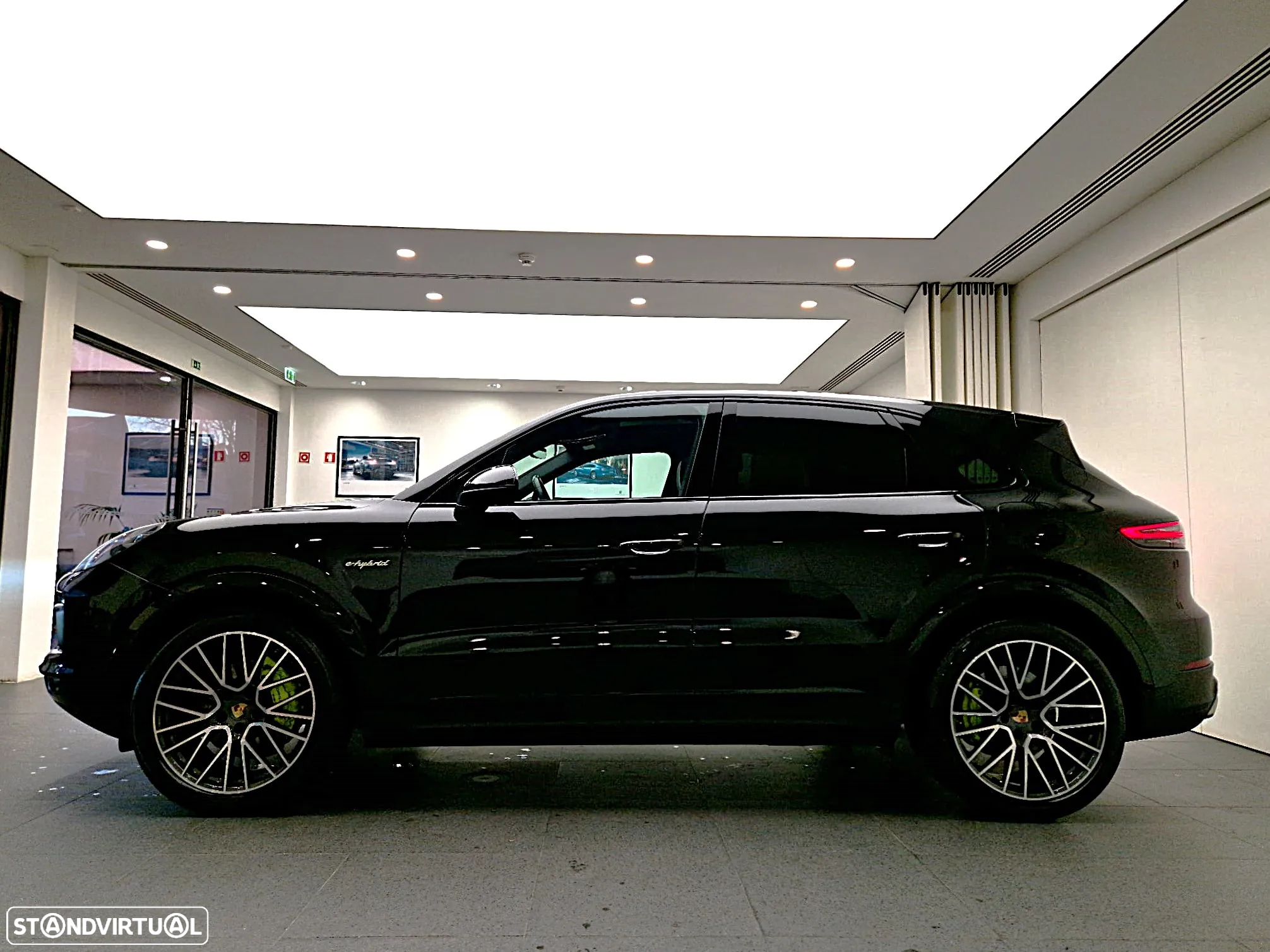 Porsche Cayenne E-Hybrid - 2