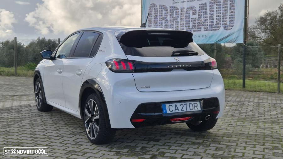 Peugeot 208 1.2 PureTech GT Line EAT8 - 5