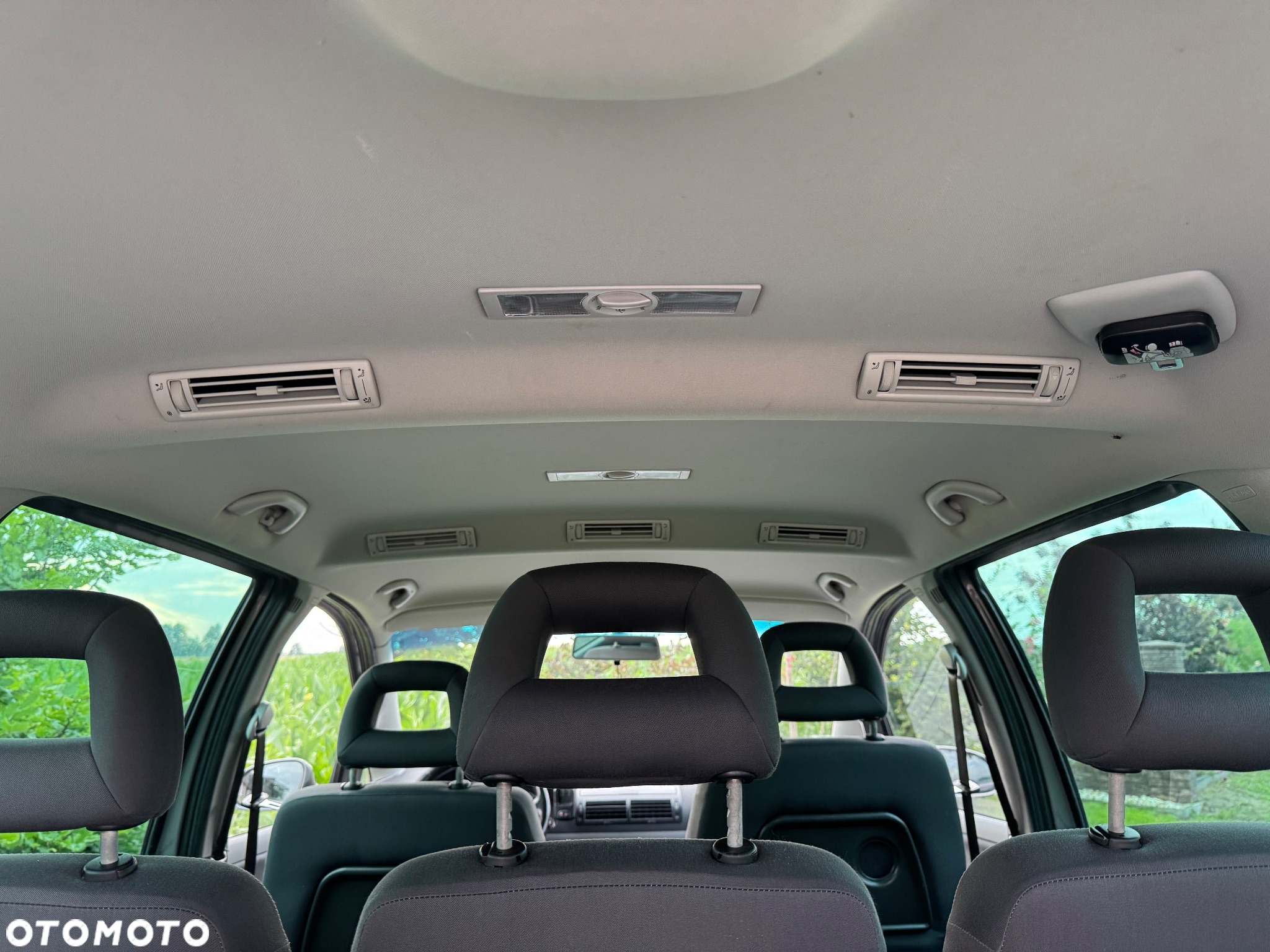 Volkswagen Sharan 1.8 5V Turbo United - 12