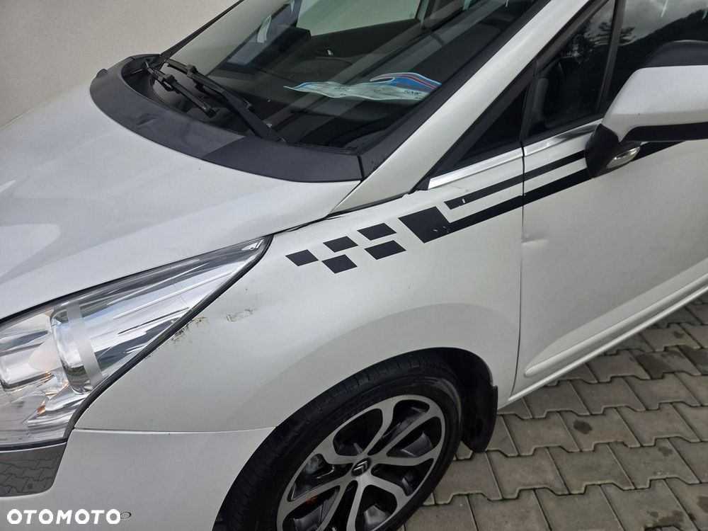 Peugeot 5008 - 24