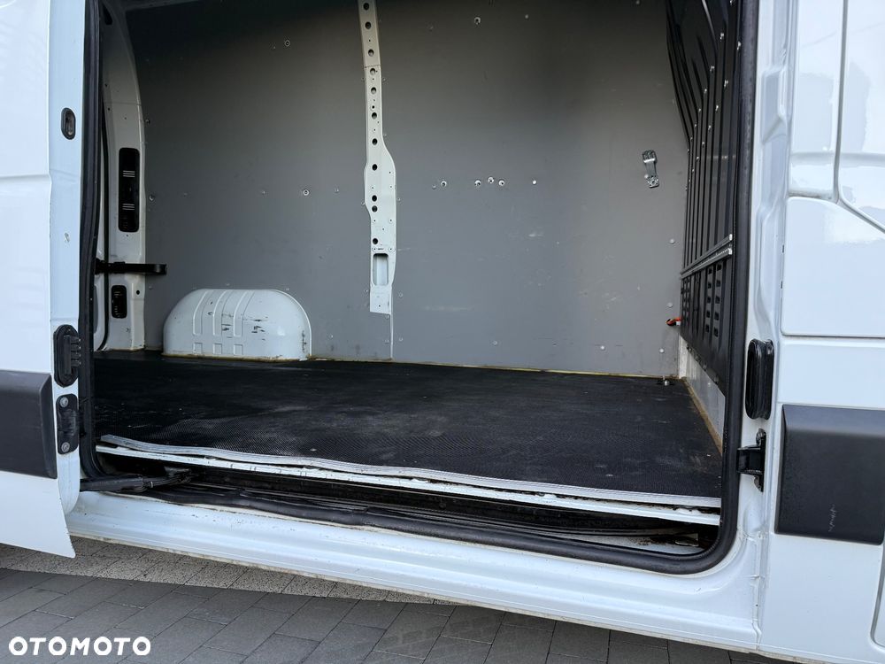 Renault Master - 25