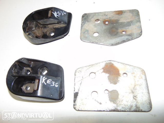 Toyota Corolla KE36 - fechos interiores da mala - 2