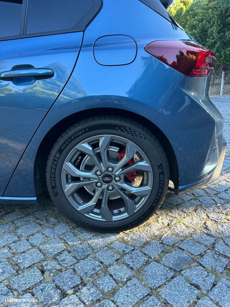 Ford Focus - 4