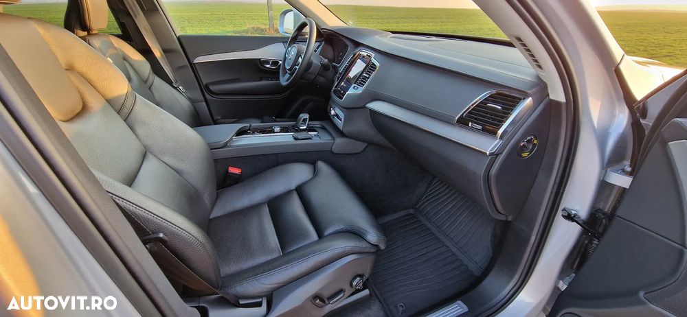 Volvo XC 90 B5 D AWD Plus Bright - 9