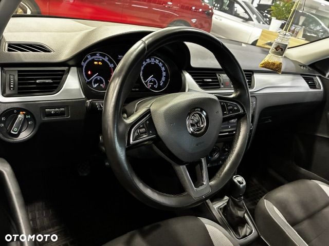 Skoda RAPID 1.0 TSI Ambition - 8