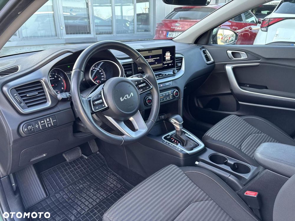 Kia Ceed 1.5 T-GDI M DCT - 9