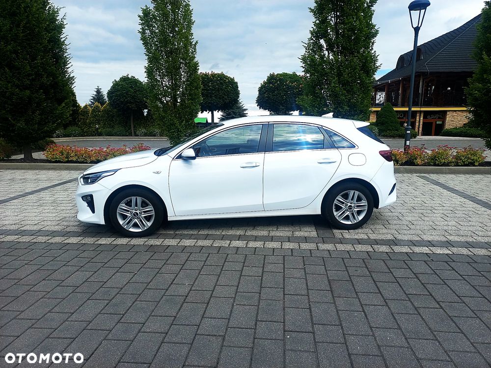 Kia Ceed 1.6 CRDi DCT Vision - 6