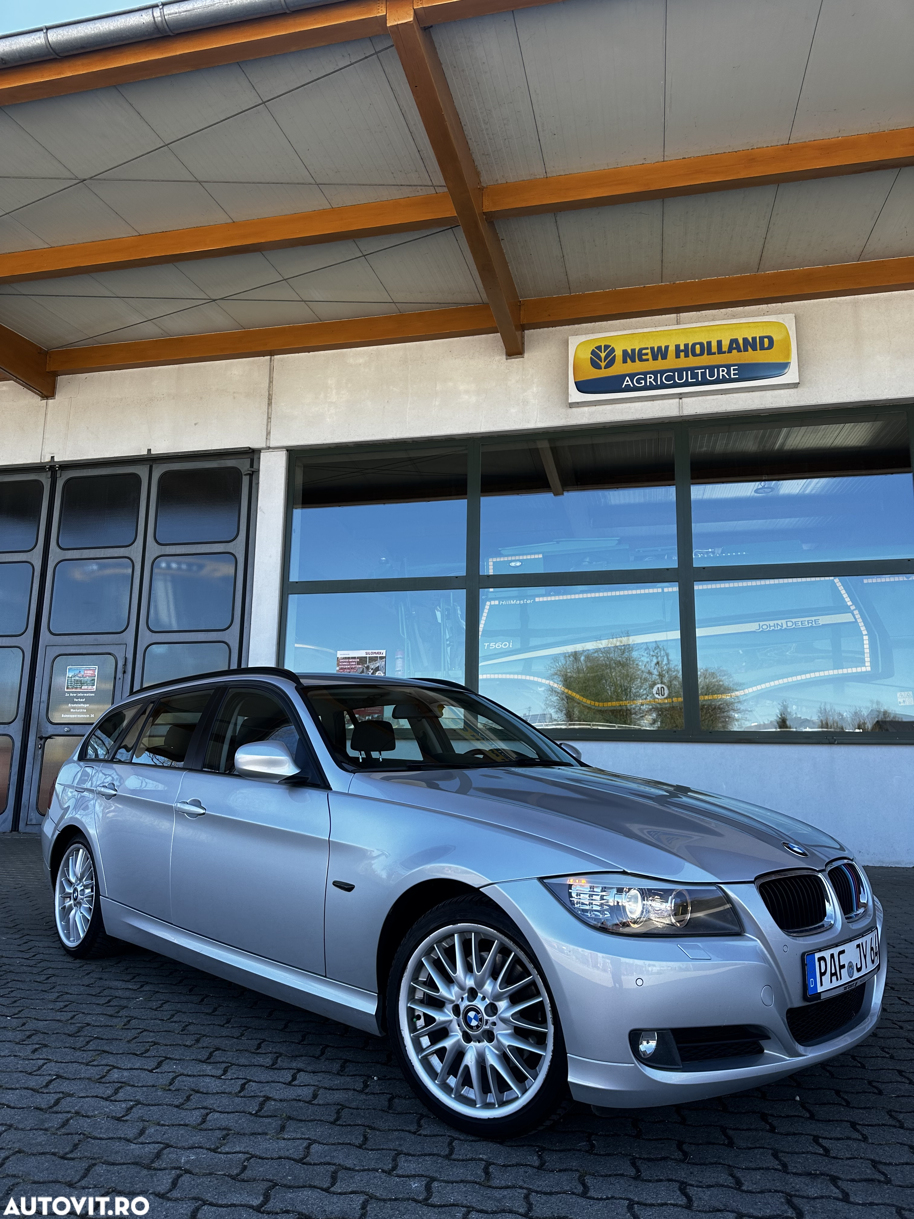 BMW Seria 3 320d DPF Aut. - 2