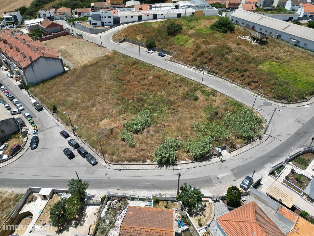 Lote Urbano com 3600m² - Potencial Ilimitado no Olival Santíssimo - Grande imagem: 2/16