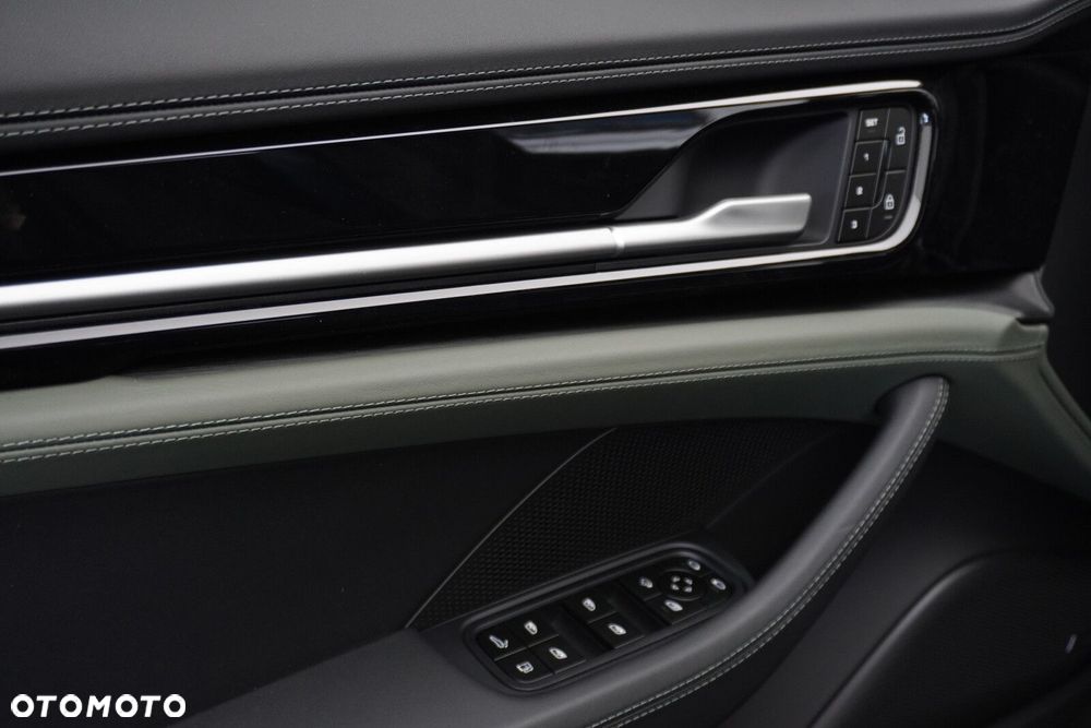 Porsche Panamera - 13