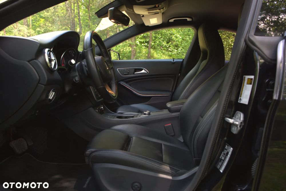 Mercedes-Benz CLA 250 4-Matic Sport - 15