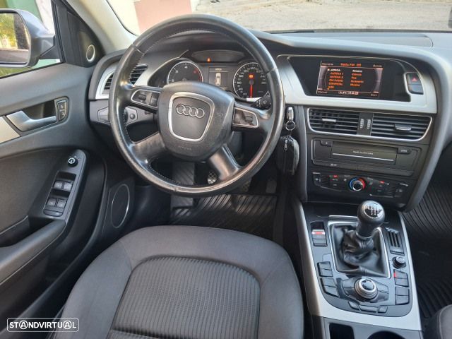 Audi A4 Avant 2.0 TDI Advance - 9